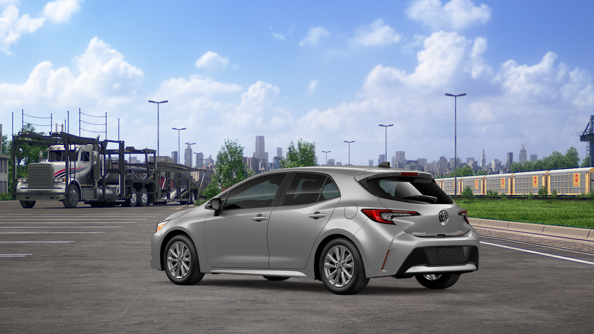 2026 Toyota Corolla Hatchback SE