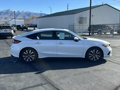 2024 Honda Civic Hatchback EX-L