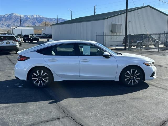 2024 Honda Civic Hatchback EX-L