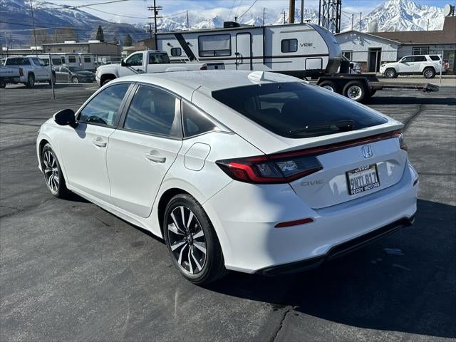 2024 Honda Civic Hatchback EX-L