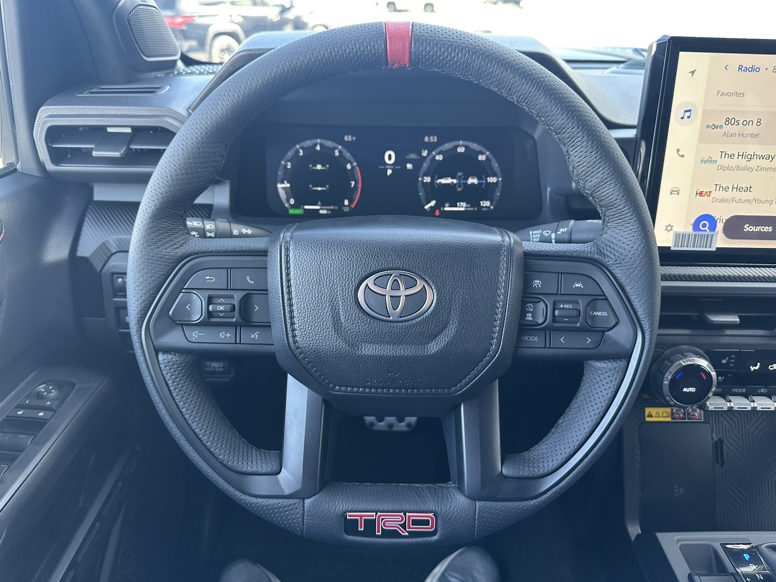 2025 Toyota Tacoma TRD Pro - Photo 22