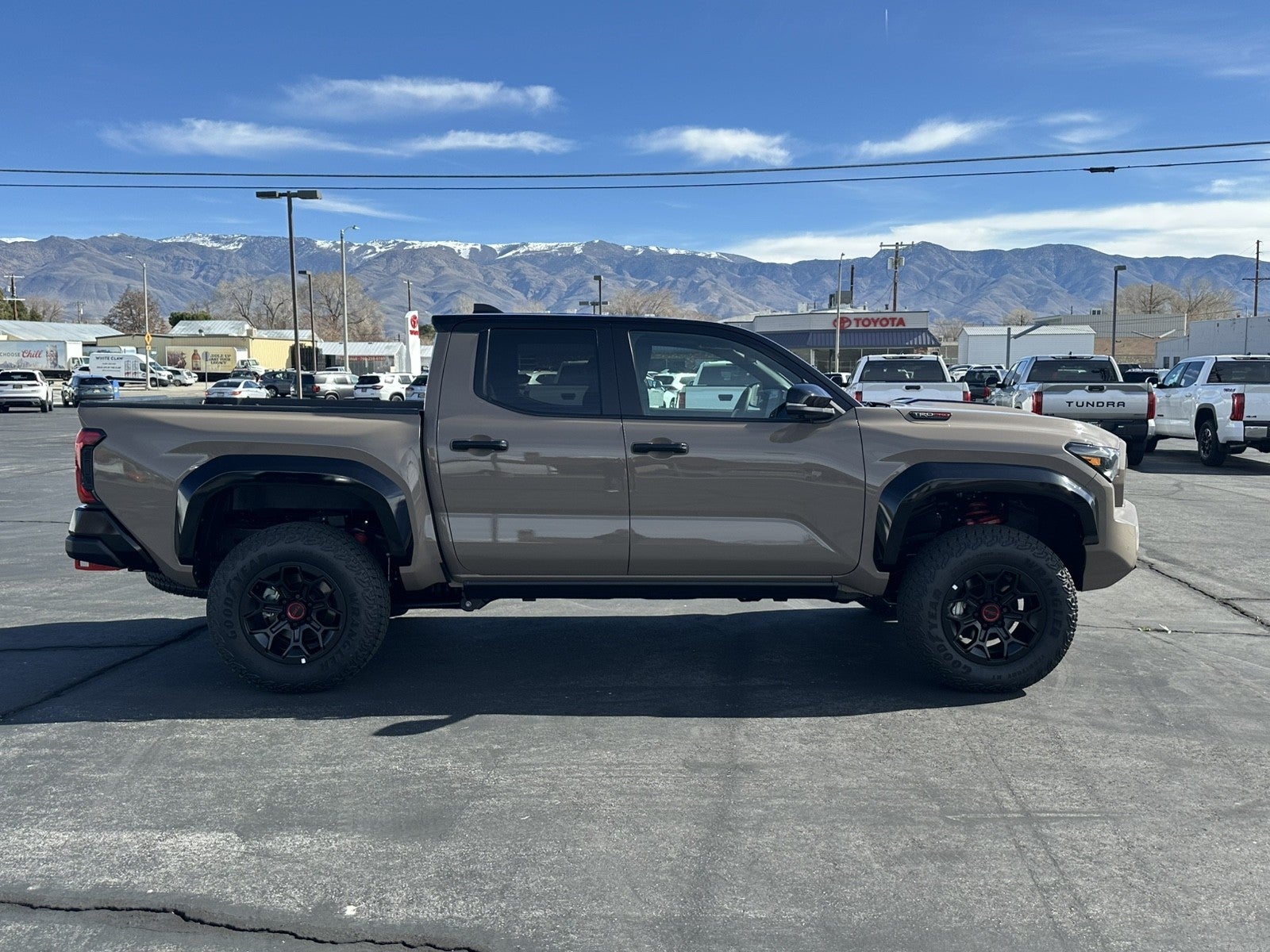 2025 Toyota Tacoma TRD Pro - Photo 4