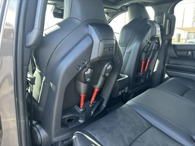 2025 Toyota Tacoma TRD Pro - Photo 36