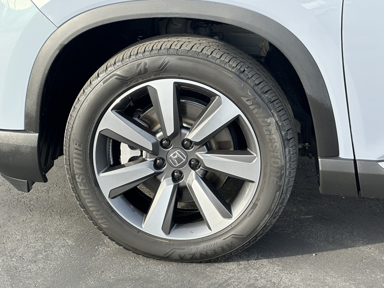 2023 Honda Pilot Elite