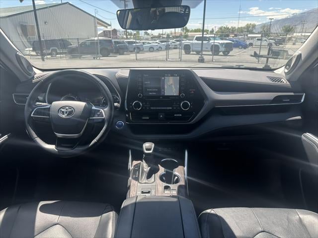 2022 Toyota Highlander Hybrid Limited