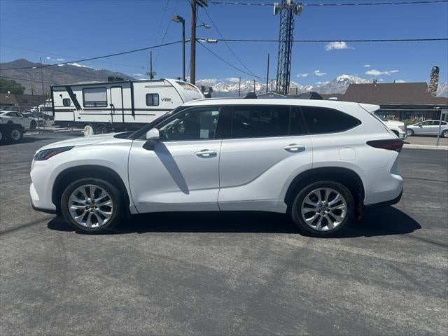 2022 Toyota Highlander Hybrid Limited