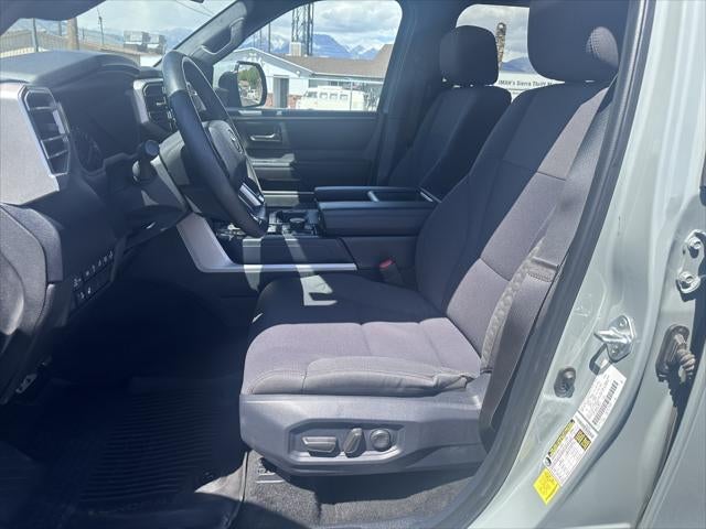 2025 Toyota Tundra 4WD SR5