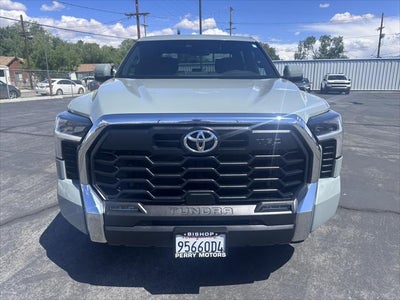 2025 Toyota Tundra 4WD SR5