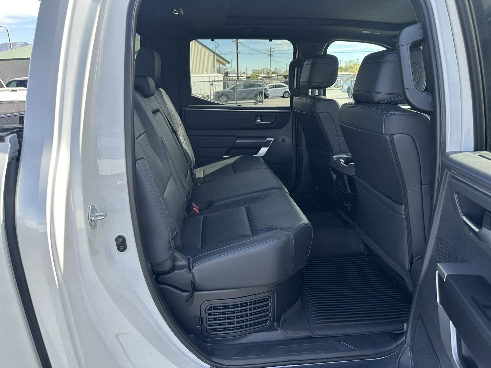 2023 Toyota Tundra 4WD Platinum Hybrid