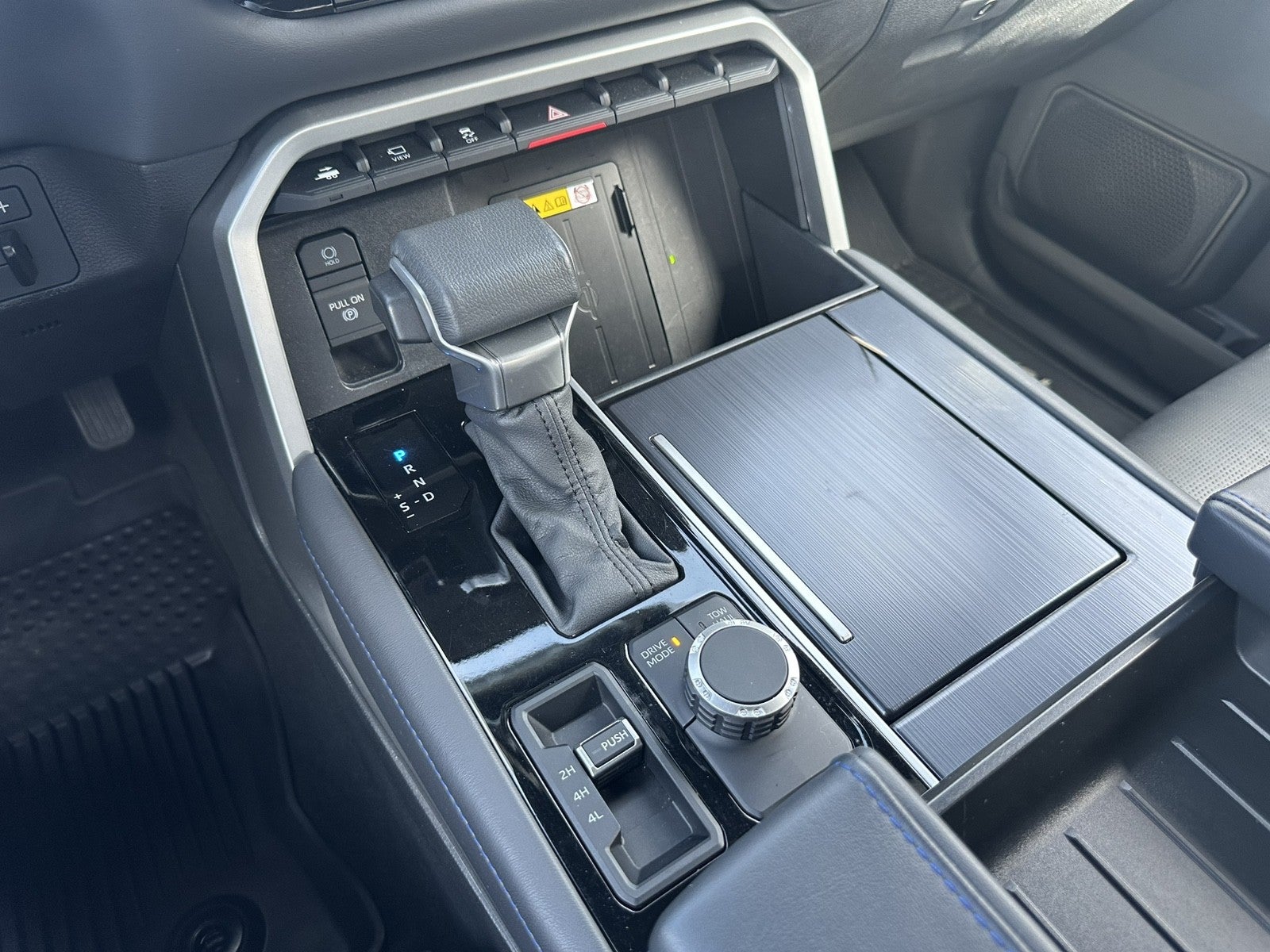 2023 Toyota Tundra 4WD Platinum Hybrid