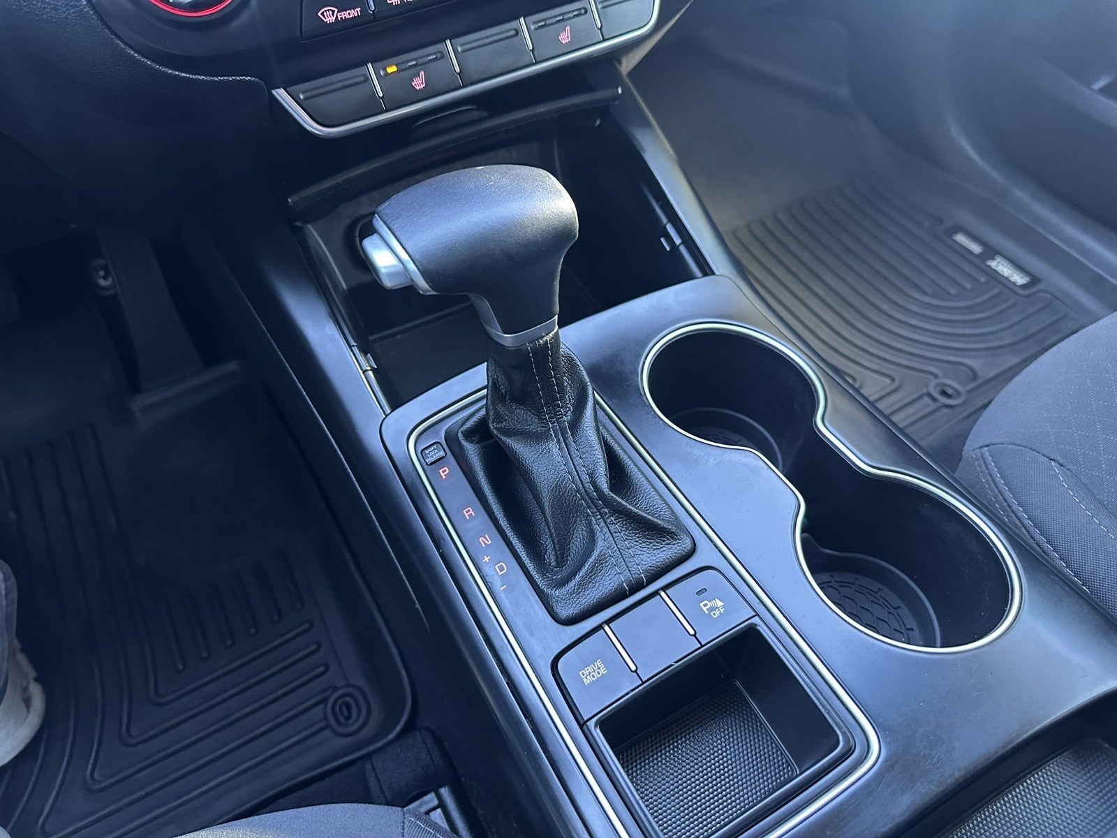 2020 Kia Sorento LX V6