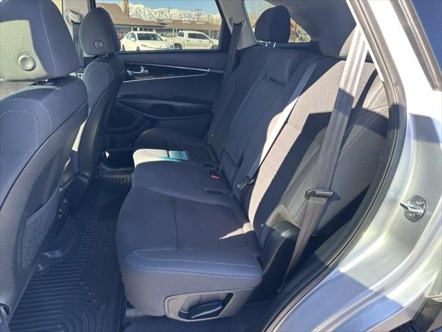 2020 Kia Sorento LX V6