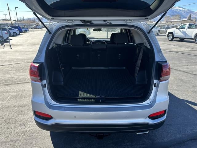 2020 Kia Sorento LX V6