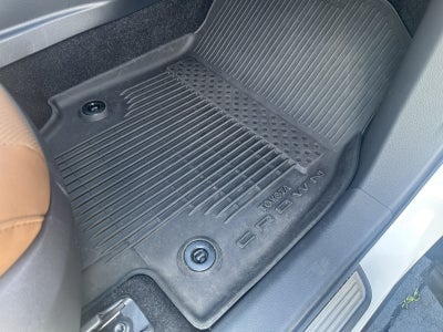 2025 Toyota Crown Signia Limited