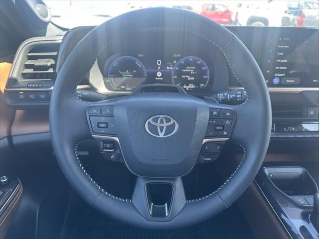 2025 Toyota Crown Signia Limited